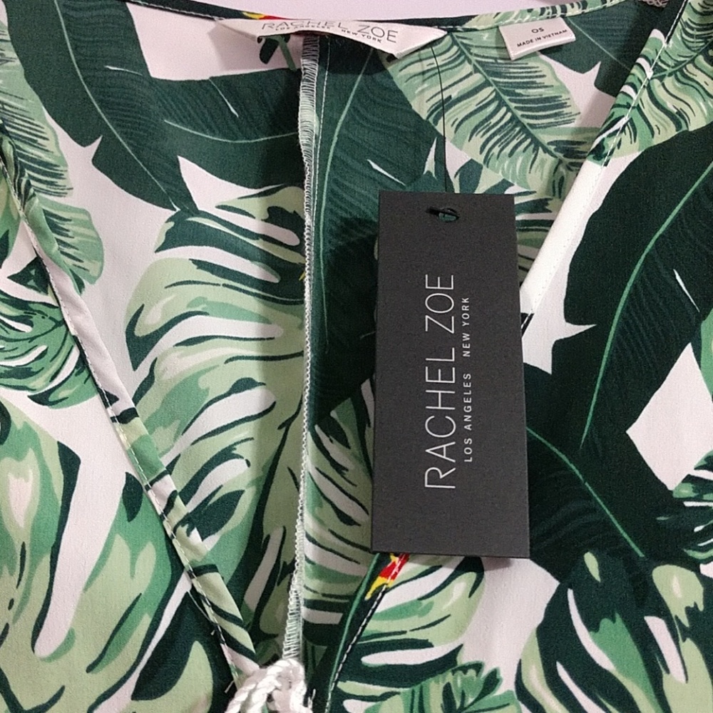 Rachel Zoe Spring Box 2018 - Picture 3 of 3
